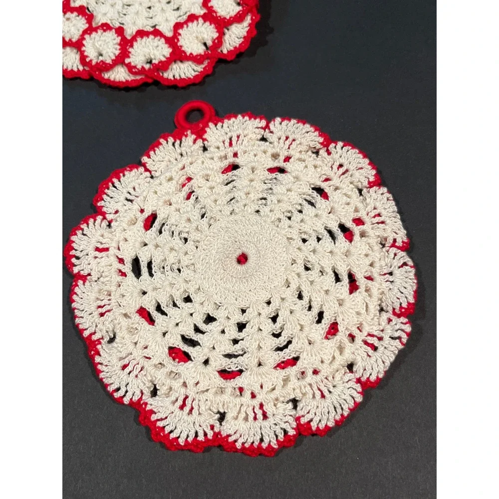 Vintage Handmade Crochet Pot Holders Set of 3 Red Cream Floral Farmhouse Kitchen